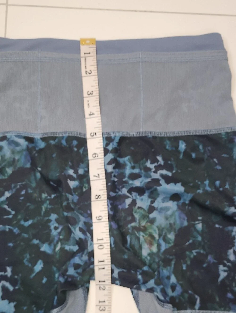 Lululemon Running In The City 7/8 Tight - Floral Backdrop Blue Denim - Size 6 - Picture 10 of 13
